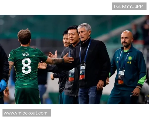 足球明星手球误判引发争议视频曝光引发球迷热议与裁判判罚讨论 足球明星手球误判引发争议视频曝光引发球迷热议与裁判判罚讨论